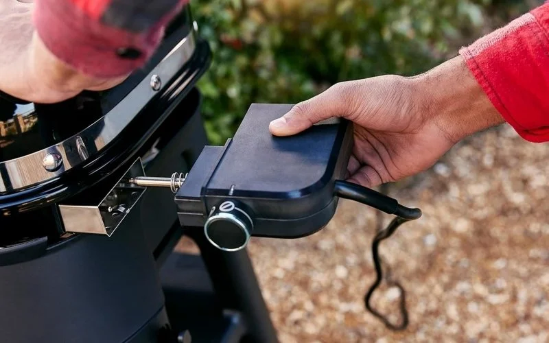 3-3 Weber Lumin Compact Outdoor Electric Barbecue Grill Review — Compact Power, Real Flame Flavor for Patios and Balconies