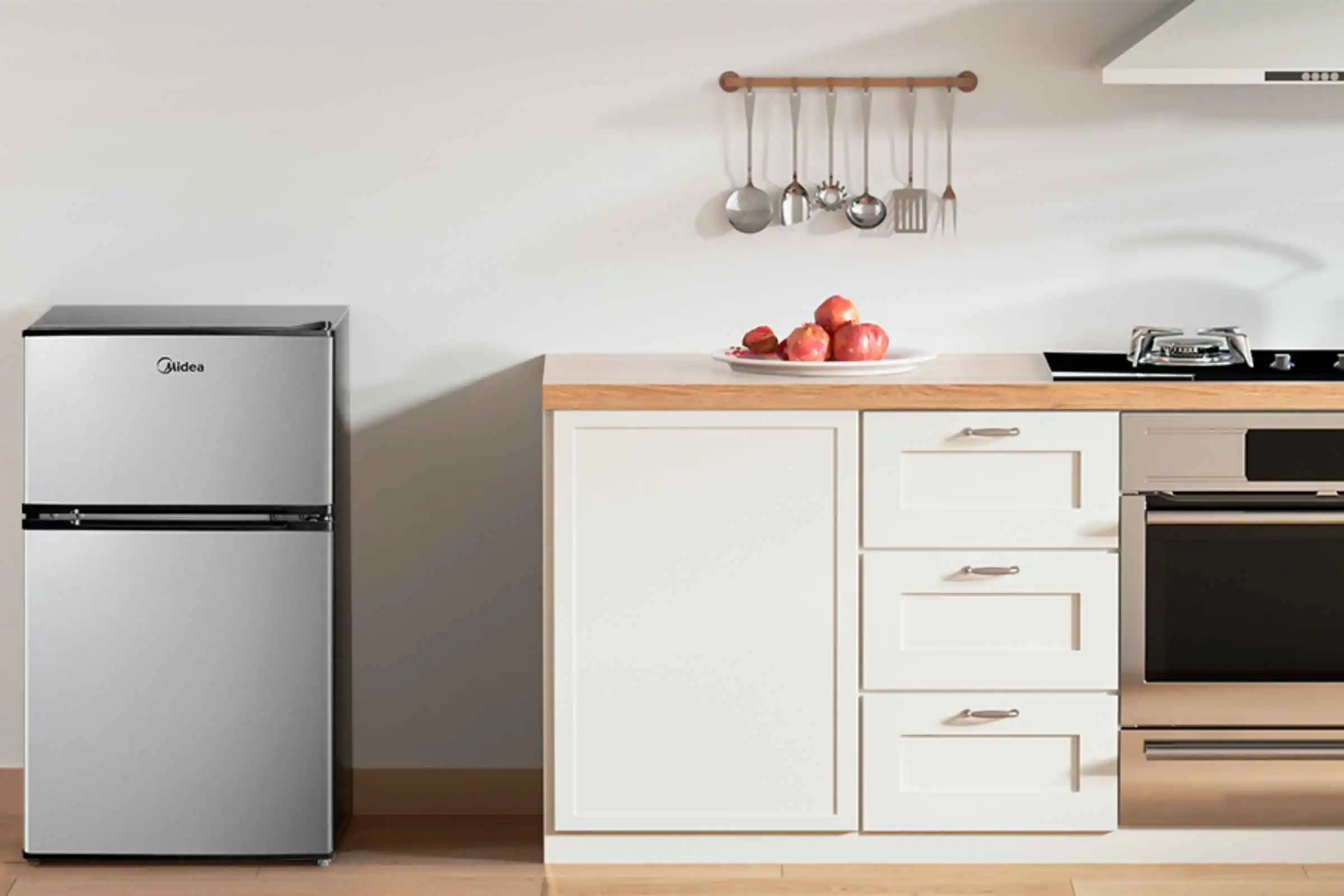 Midea WHD-113FSS1 3.1 cu ft Compact Refrigerator