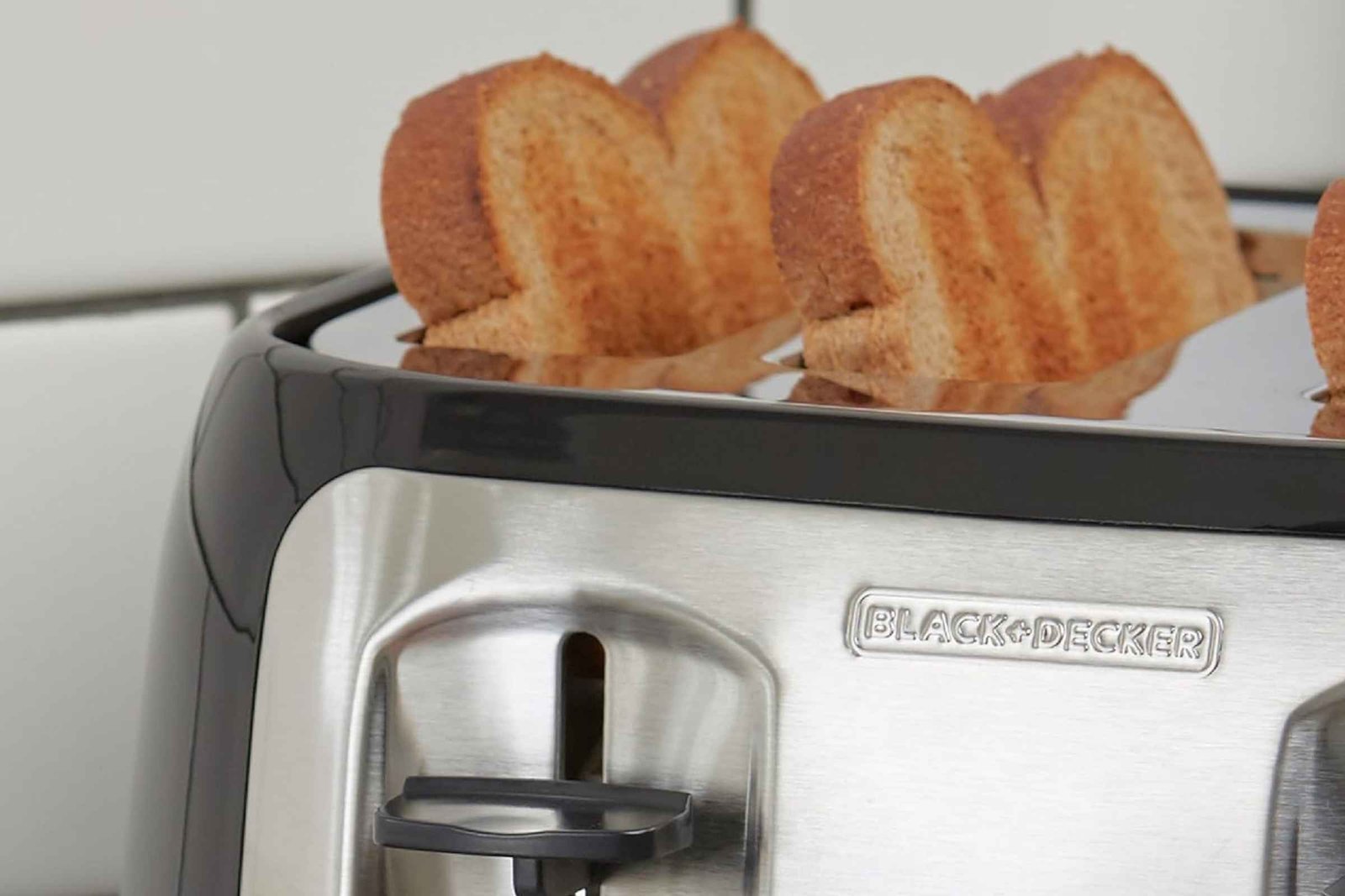 3-3 BLACK+DECKER 4-Slice Toaster Review 2025 — Is It Good? Is It Worth It? Complete Analysis with Pros and Cons