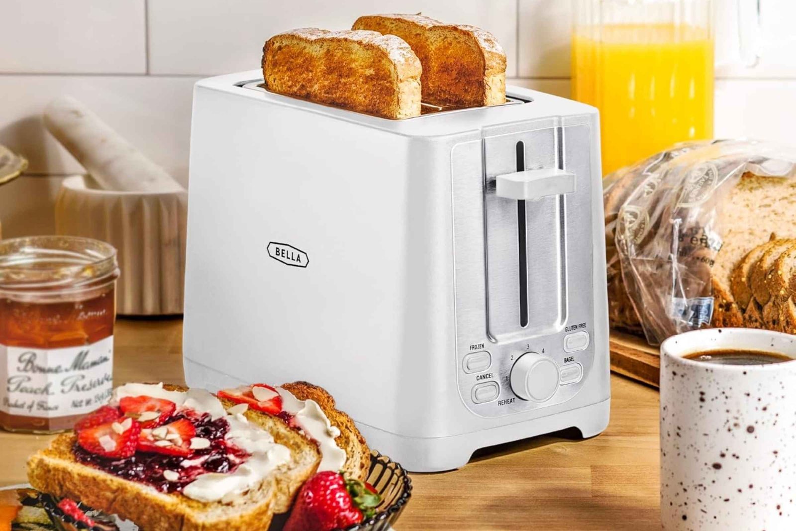 BELLA 2-Slice Toaster
