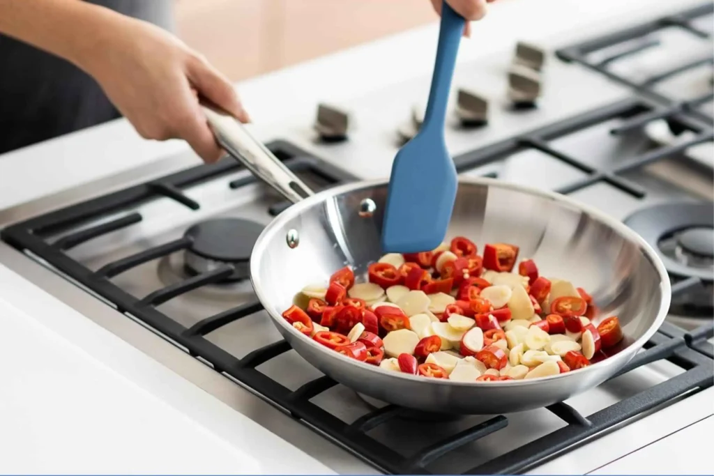 4-5-1024x683 Misen 5-Ply Stainless Steel 12" Frying Pan: Is It Good? Is It Worth It? Complete Review with Pros and Cons