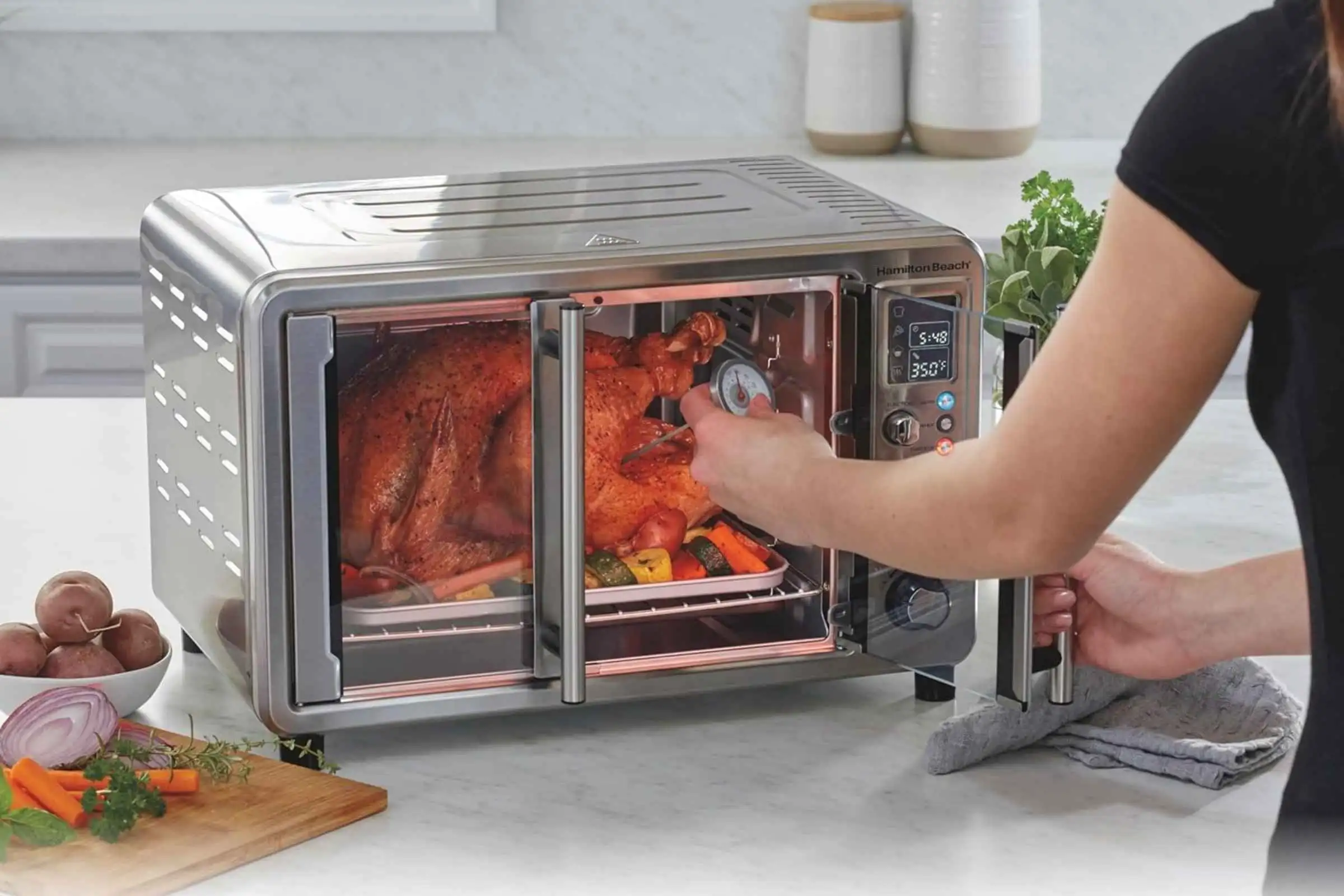 2-16 Hamilton Beach Sure Crisp 6-in-1 XL Digital Air Fryer Toaster Oven Combo (31191) – Is It Good? Is It Worth It? Complete Review with Pros and Cons